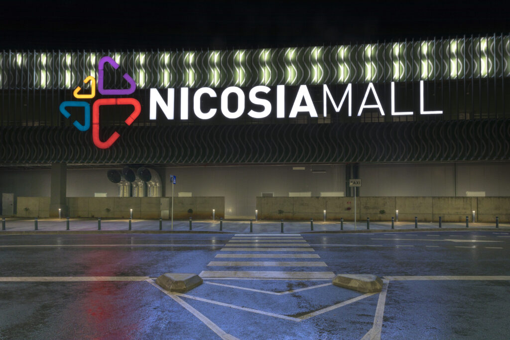 LLA Architectural Lighting Cyprus Linealight Lighting design study Technical 3D Visualization and rendering Project management Smart Lighting