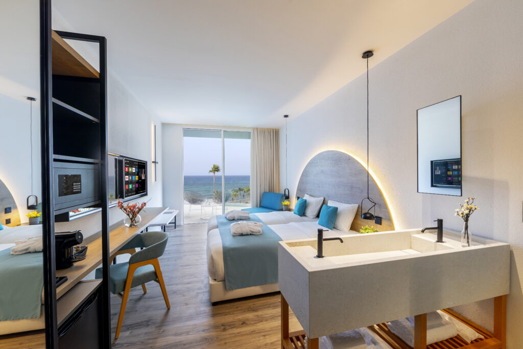 LLA Architectural Lighting Cyprus Linealight Lighting design study Technical 3D Visualization and rendering Project management Smart Lighting